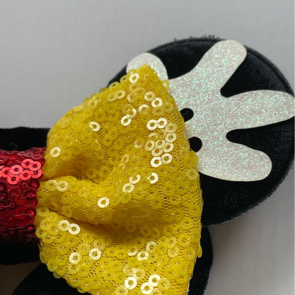 Mickey Mouse Scrunchie - Picture 4 of 6